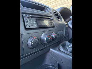 Renault Master thumbnail