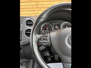 Volkswagen Tiguan thumbnail