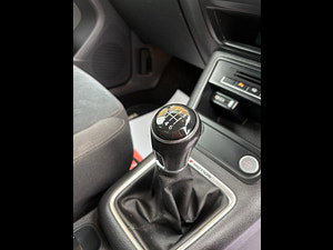 Volkswagen Tiguan thumbnail