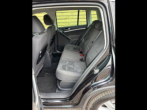 Volkswagen Tiguan thumbnail