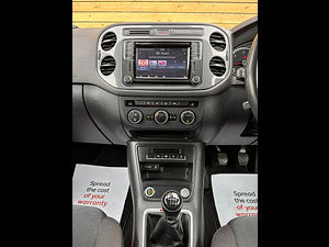 Volkswagen Tiguan thumbnail