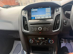 Ford Focus thumbnail
