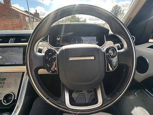 Land Rover Range Rover Sport thumbnail