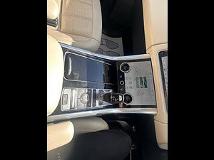 Land Rover Range Rover Sport thumbnail