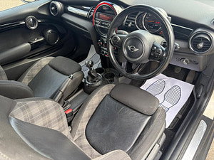 MINI Hatch thumbnail