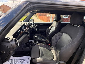 MINI Hatch thumbnail