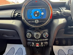 MINI Hatch thumbnail