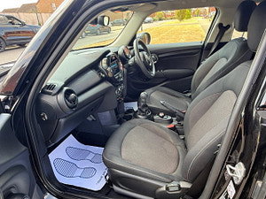 MINI Hatch thumbnail