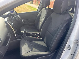 Renault Clio thumbnail