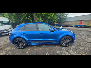 Porsche Macan thumbnail
