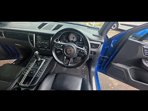 Porsche Macan thumbnail