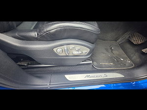 Porsche Macan thumbnail