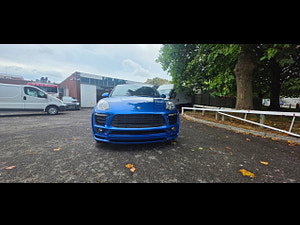 Porsche Macan thumbnail