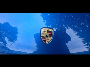 Porsche Macan thumbnail