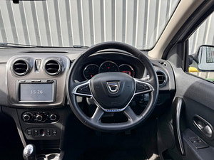 Dacia Sandero Stepway thumbnail