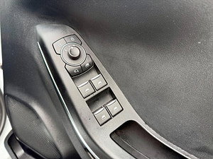 Ford Puma thumbnail