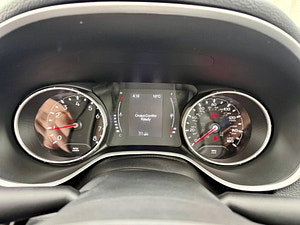 Jeep Compass thumbnail