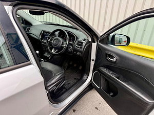 Jeep Compass thumbnail