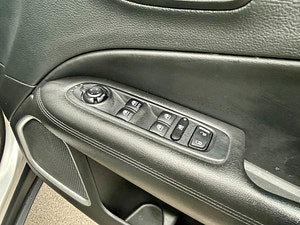 Jeep Compass thumbnail