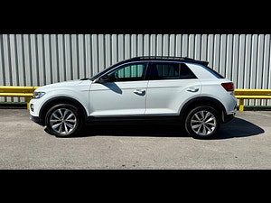 Volkswagen T-Roc thumbnail