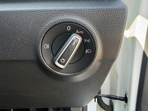 Volkswagen T-Roc thumbnail