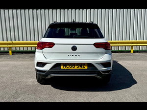Volkswagen T-Roc thumbnail