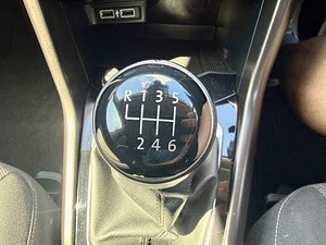 Volkswagen T-Roc thumbnail