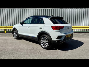 Volkswagen T-Roc thumbnail