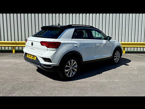 Volkswagen T-Roc thumbnail