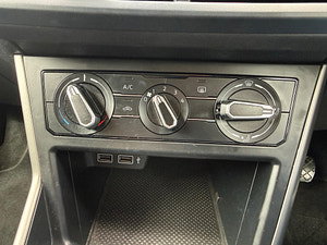 Volkswagen Polo thumbnail
