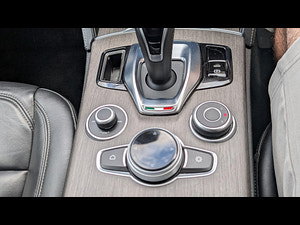Alfa Romeo Stelvio thumbnail