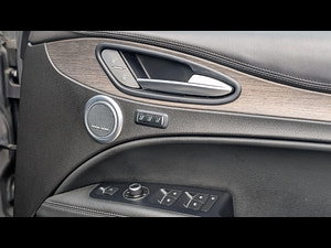 Alfa Romeo Stelvio thumbnail