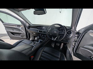 Alfa Romeo Stelvio thumbnail