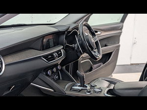 Alfa Romeo Stelvio thumbnail