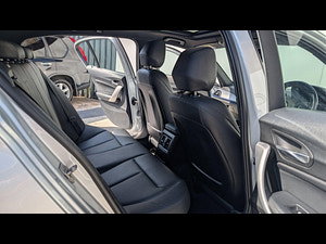 BMW 1 Series thumbnail