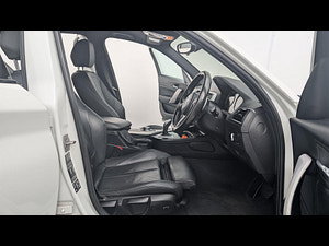 BMW 1 Series thumbnail