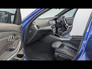 BMW 3 Series thumbnail