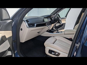 BMW X5 thumbnail