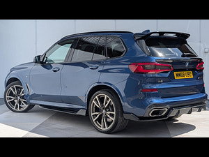 BMW X5 thumbnail