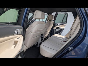 BMW X5 thumbnail