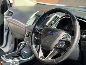 Ford Edge thumbnail