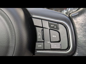 Jaguar F-PACE thumbnail
