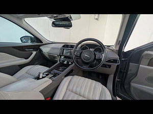 Jaguar F-PACE thumbnail