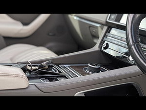 Jaguar F-PACE thumbnail