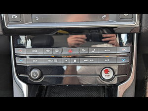 Jaguar XE thumbnail