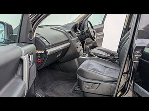 Land Rover Freelander 2 thumbnail