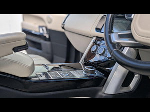 Land Rover Range Rover thumbnail