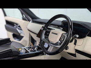 Land Rover Range Rover thumbnail