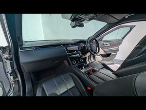 Land Rover Range Rover Velar thumbnail
