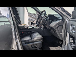 Land Rover Range Rover Velar thumbnail